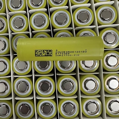 21700 pila de batería de iones de litio, 5000 mAh de capacidad, 3C 15A tasa de descarga.