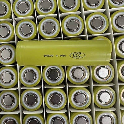 21700 pila de batería de iones de litio, 5000 mAh de capacidad, 3C 15A tasa de descarga.